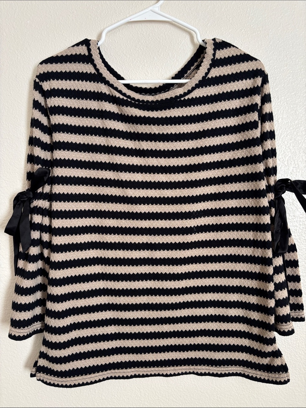 Sanctuary Zig Zag Print Long Sleeve With Bow Sleeves Size Small
